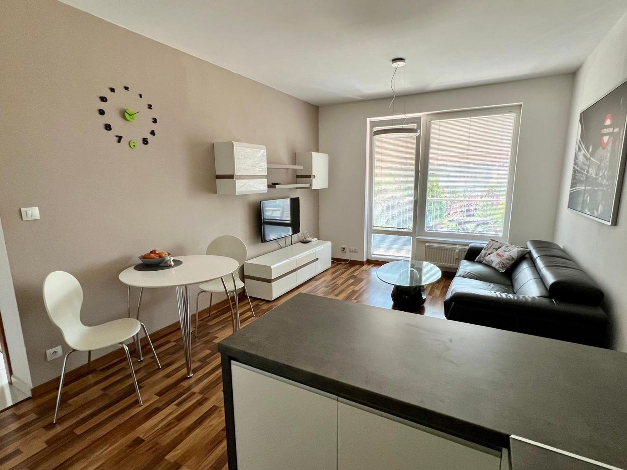 Apartment Jegeho Bratislava - Tipos Arena Buitenkant foto